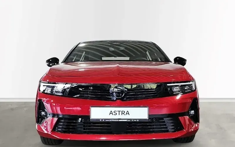 Gebraucht Opel Astra 145 PS (106 kW) 2024 Rot Limousine