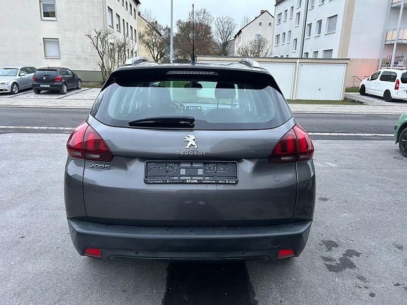 Gebraucht Peugeot 2008 Active 82 PS (60 kW) 2018 Grau SUV