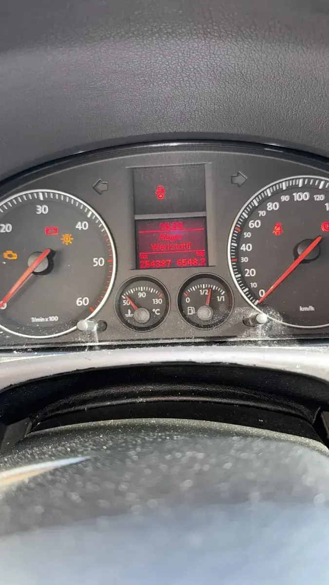 Gebraucht VW Touran 105 PS (77 kW) 2005 Silber Van / Kleinbus