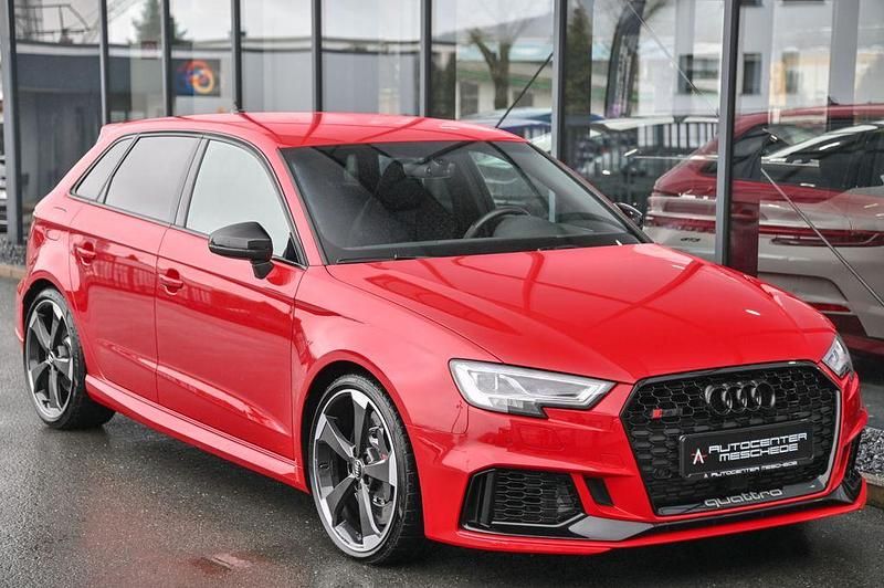 Gebraucht Audi RS3 Ambiente 400 PS (294 kW) 2019 Rot Limousine