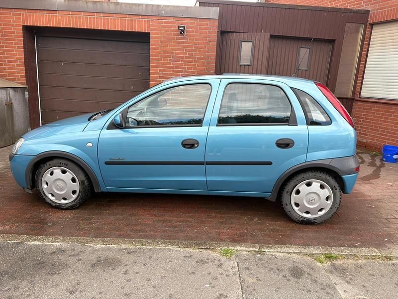 Blau Gebraucht 2001 Opel Corsa Comfort Kleinwagen | 1.800 € - Bild 1/4