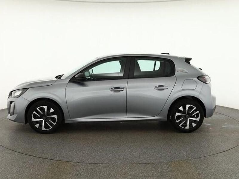 Neu Peugeot 208 101 PS (74 kW) 2025 Grau Kleinwagen
