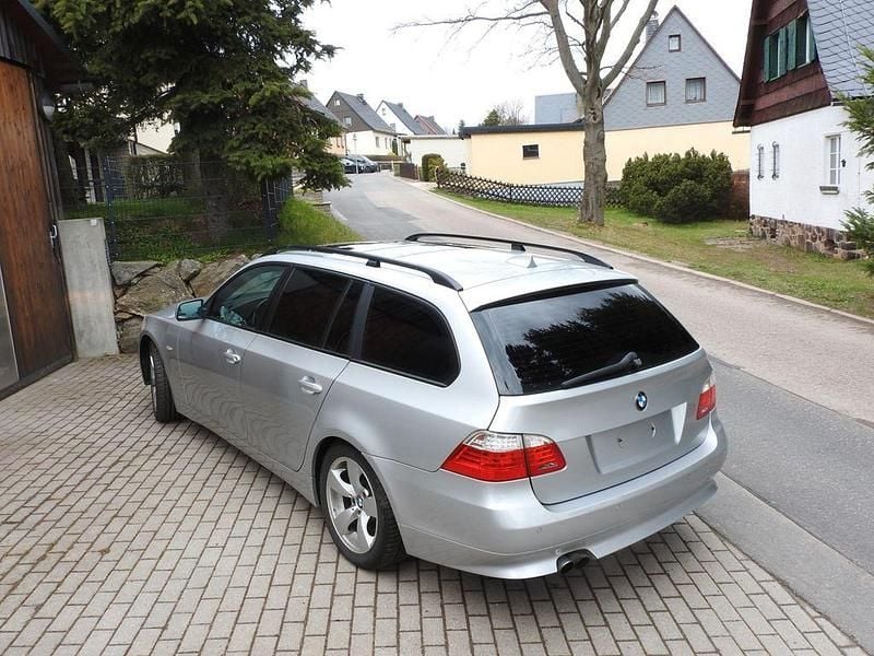 Second-hand BMW 545 333 CP (244 kW) 2004 Gri Break