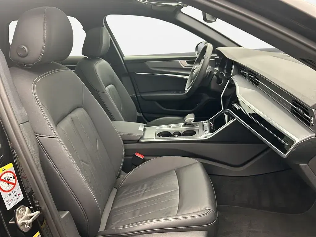 Gebraucht Audi A6 Advanced 245 PS (180 kW) 2025 Mythosschwarz metallic Kombi