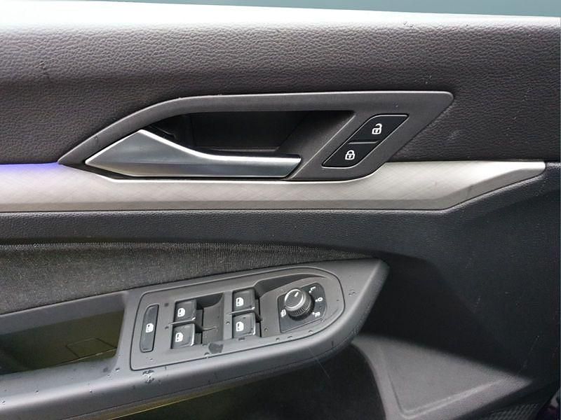 Gebraucht VW Golf VIII 131 PS (96 kW) 2023 Blau Kombi