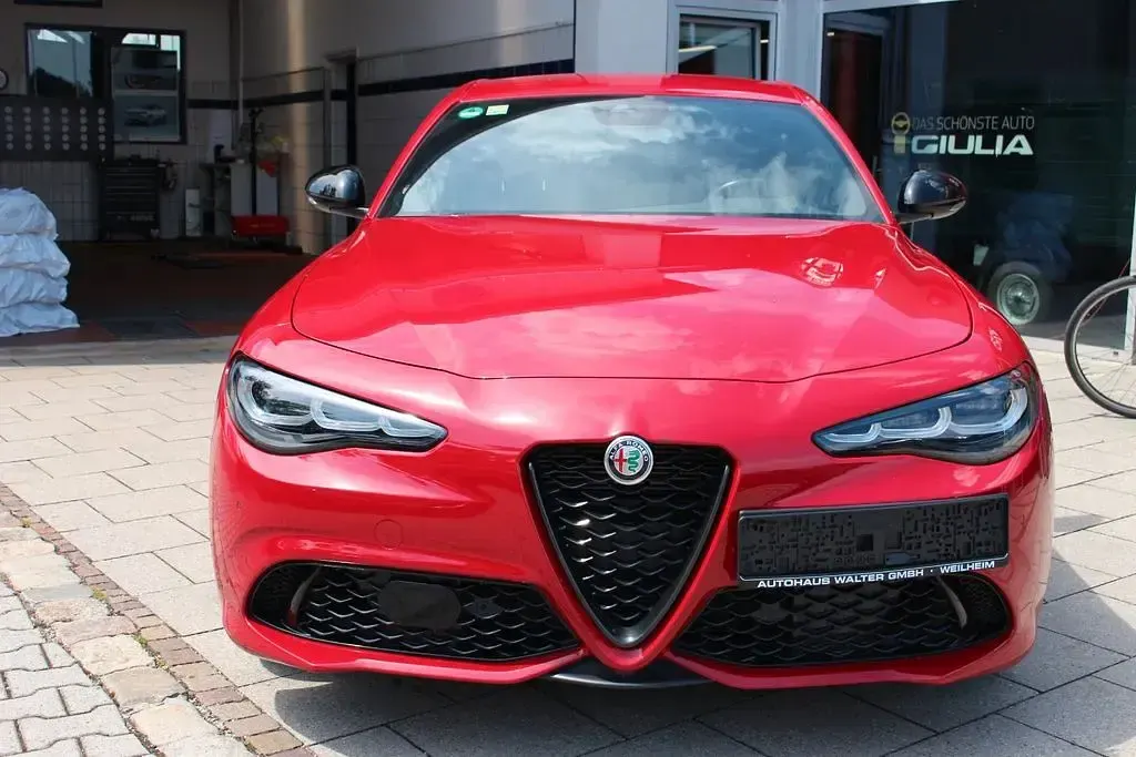 Gebraucht Alfa Romeo Giulia Veloce 209 PS (153 kW) 2023 Rot Limousine