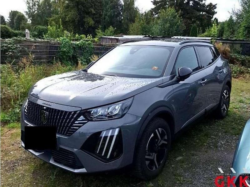 Grau Gebraucht 2024 Peugeot 2008 Allure SUV | 19.966 € (Superpreis) - Bild 1/4