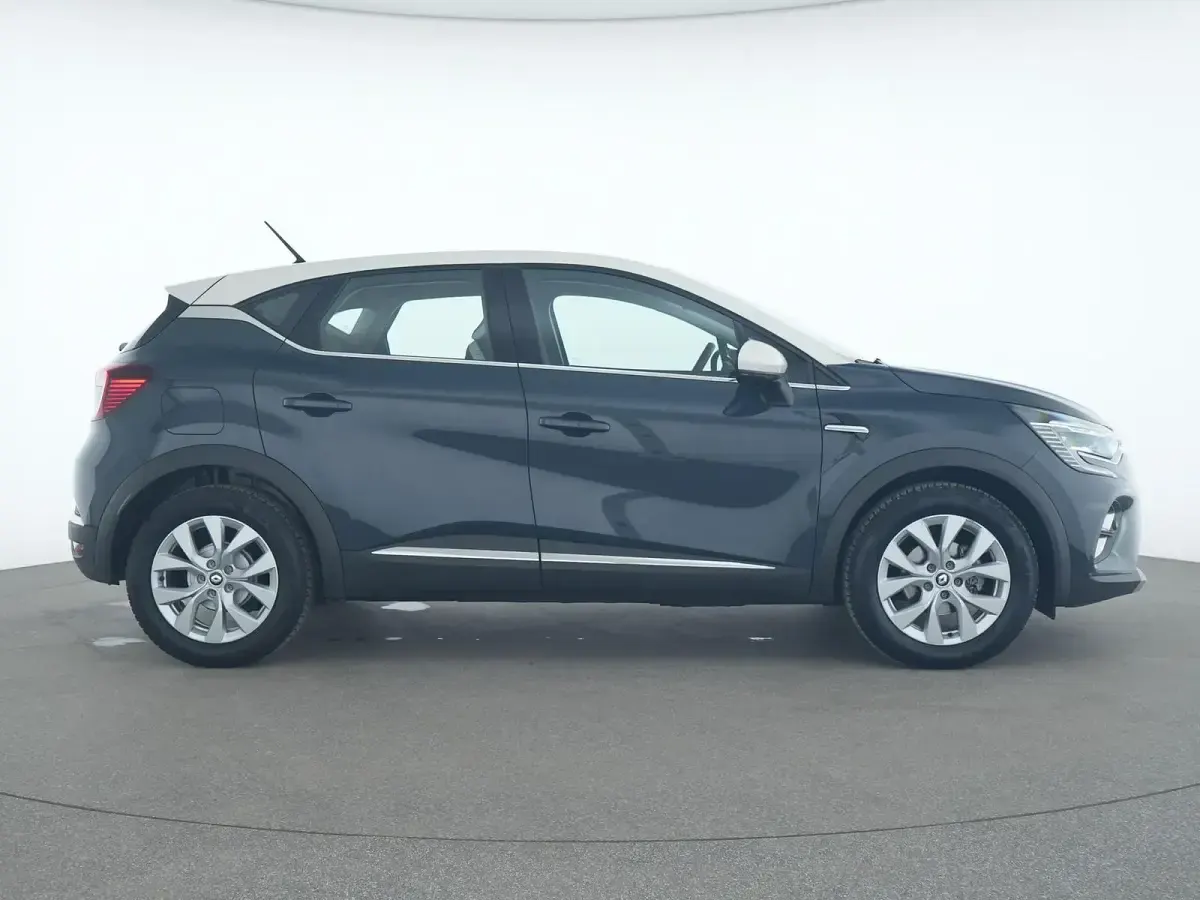 Gebraucht Renault Captur Intens 91 PS (66 kW) 2022 Blau+ weiss SUV