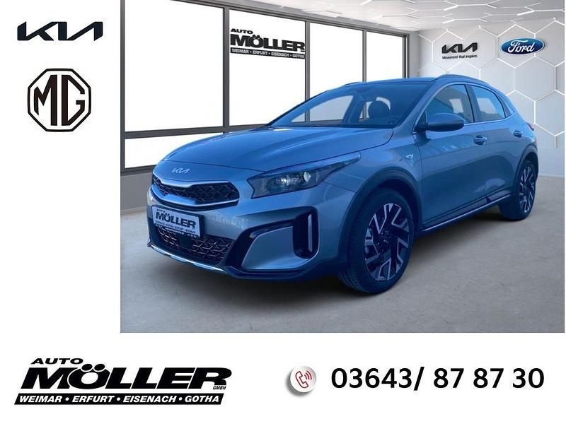 Lunarsilber metallic Neu 2025 Kia XCeed Comfort SUV | 27.449 € (Fairer Preis) - Bild 1/4