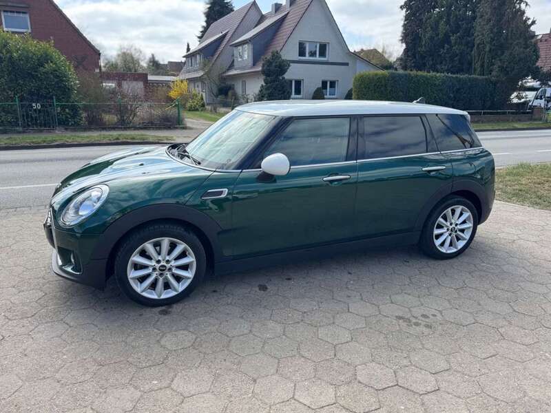 British racing green ii metall Gebraucht 2017 Mini Cooper D Clubman Kombi | 8.000 € (Superpreis) - Bild 1/4