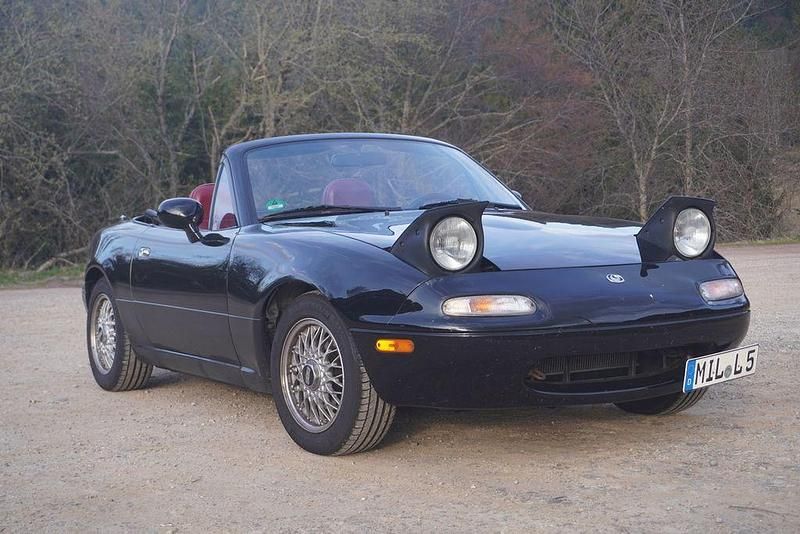 Gebraucht Mazda MX5 Edition 116 PS (85 kW) 1993 Schwarz Cabrio