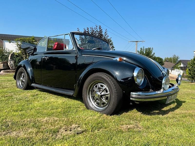 Schwarz Gebraucht 1971 VW Käfer Cabrio | 16.400 € - Bild 1/4