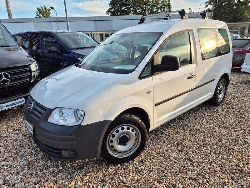 Weiß Gebraucht 2009 VW Caddy Van / Kleinbus | 10.800 € (Etwas zu teuer) - Bild 1/4