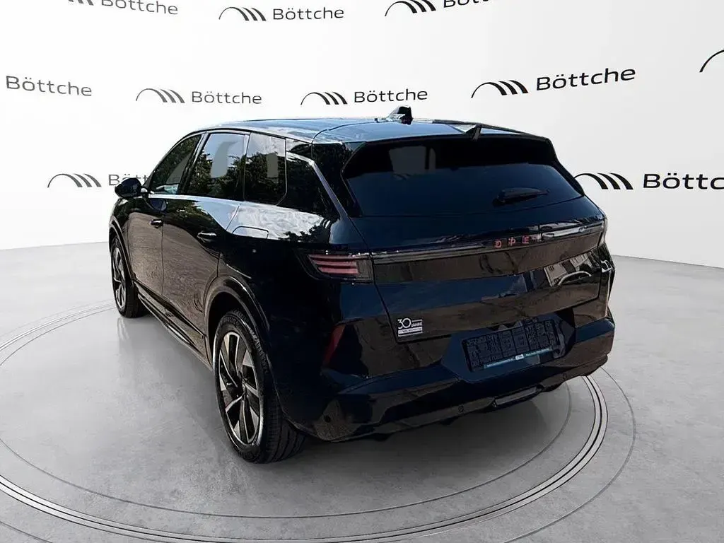 Neu Opel Grandland Electric 156 kW (213 PS) 2026 Lackierung schwarz perla nera/typ aussenverkleidung metalliclackierung SUV