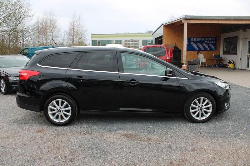 Gebraucht Ford Focus Titanium 150 PS (110 kW) 2018 Schwarz Limousine
