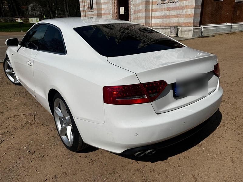 Gebraucht Audi A5 S-Line 170 PS (125 kW) 2010 Weiß Coupé