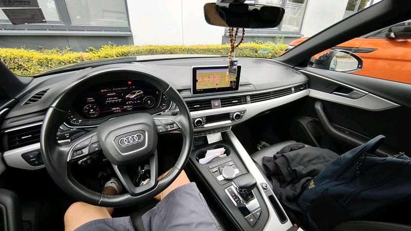 Gebraucht Audi A4 Sport 190 PS (139 kW) 2018 Schwarz Kombi