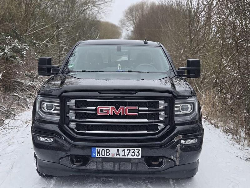 Second-hand GMC Sierra 356 CP (261 kW) 2017 Negru Pickup
