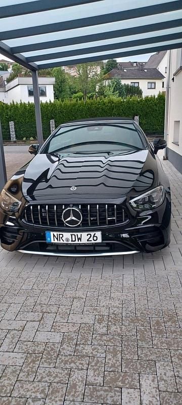 Schwarz Gebraucht 2023 Mercedes E53 AMG AMG Cabrio | 77.900 € (Fairer Preis) - Bild 1/4