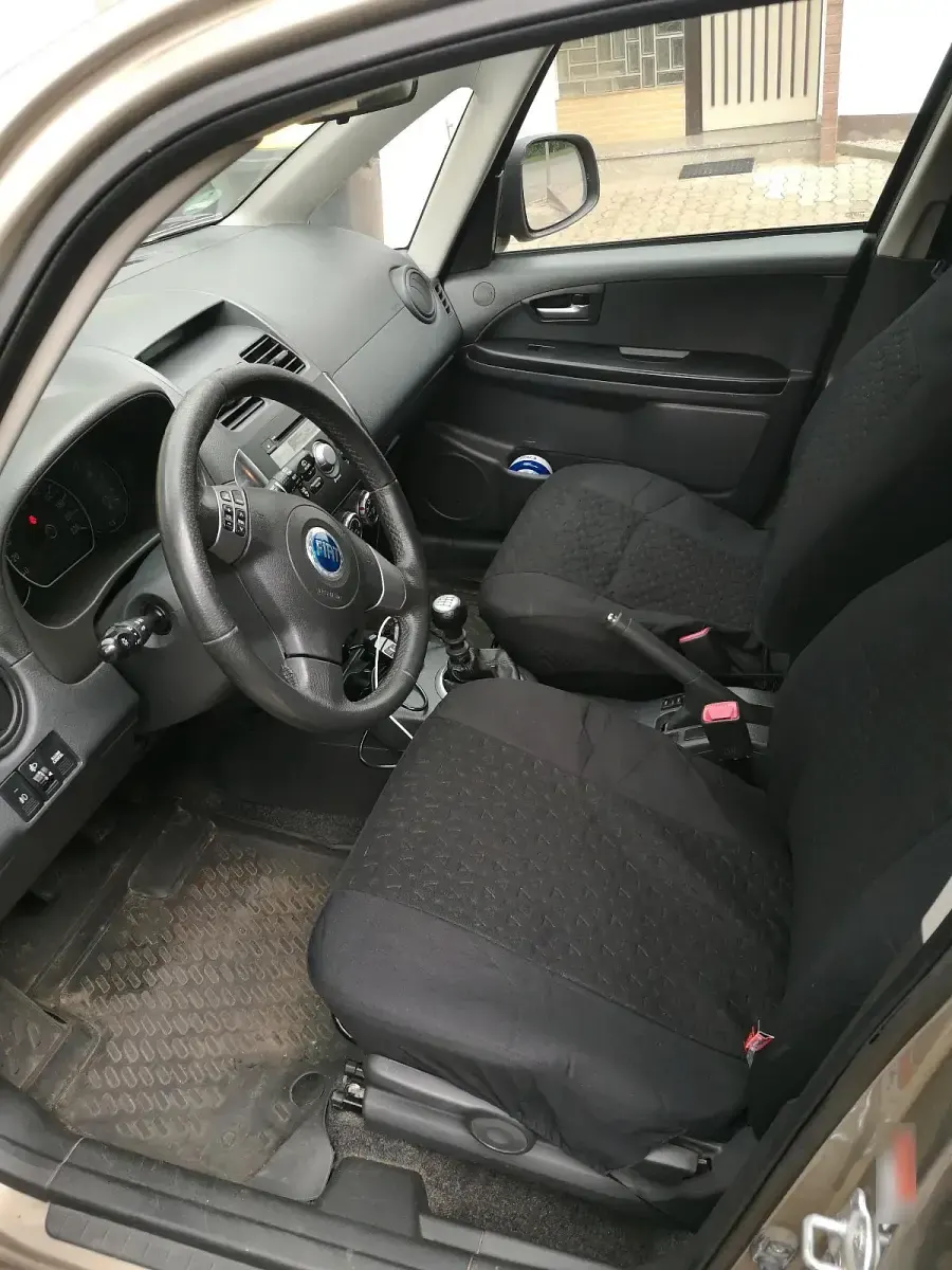 Gebraucht Fiat Sedici 120 PS (88 kW) 2007 Gold SUV