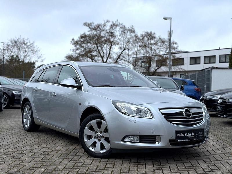 Gebraucht Opel Insignia Active 160 PS (117 kW) 2013 Silber Kombi