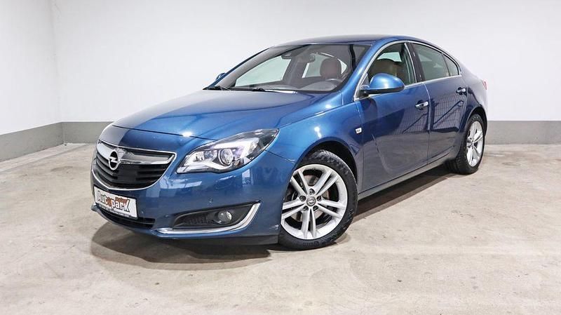 Blau Gebraucht 2015 Opel Insignia Business Limousine | 7.000 € (Fairer Preis) - Bild 1/4