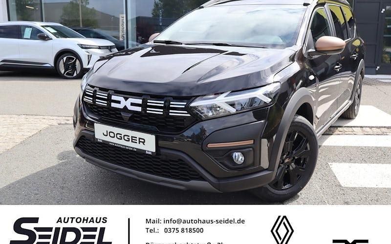 Gebraucht Dacia Jogger Extreme 110 PS (80 kW) 2024 Schwarz Van / Kleinbus