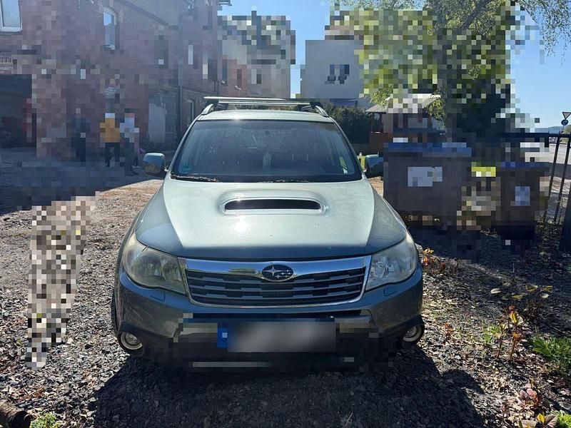 Gebraucht Subaru Forester Active 108 PS (79 kW) 2011 Grün SUV