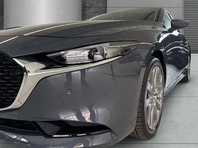 Neu Mazda 3 Exclusive-Line 140 PS (102 kW) 2025 Grau Limousine