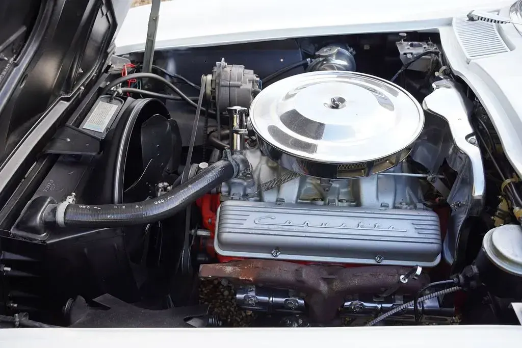 Używany Corvette Stingray 1963 Biały Kabriolet