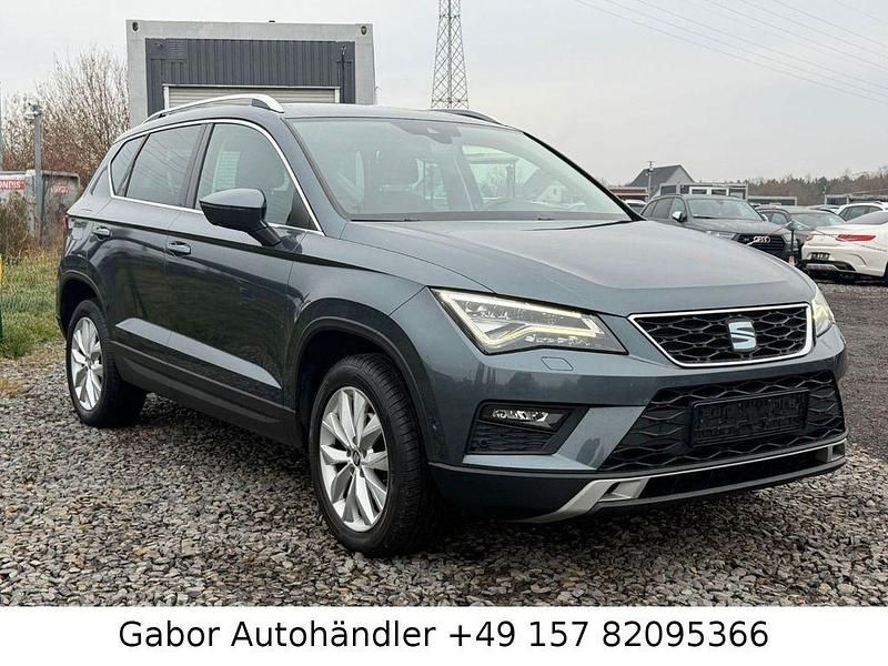Grau Gebraucht 2019 Seat Ateca Style SUV | 13.950 € (Etwas zu teuer) - Bild 1/4