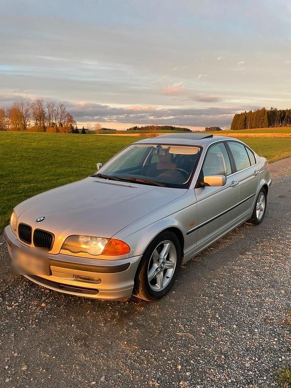 Silber Gebraucht 1998 BMW 328 Limousine | 6.999 € (Guter Preis) - Bild 1/4