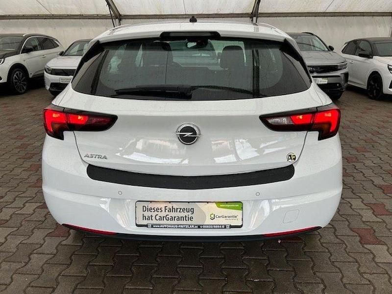 Gebraucht Opel Astra 145 PS (106 kW) 2020 Schneeweiss Limousine