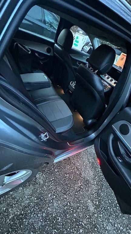 Gebraucht Mercedes E220 194 PS (142 kW) 2017 Grau Kombi