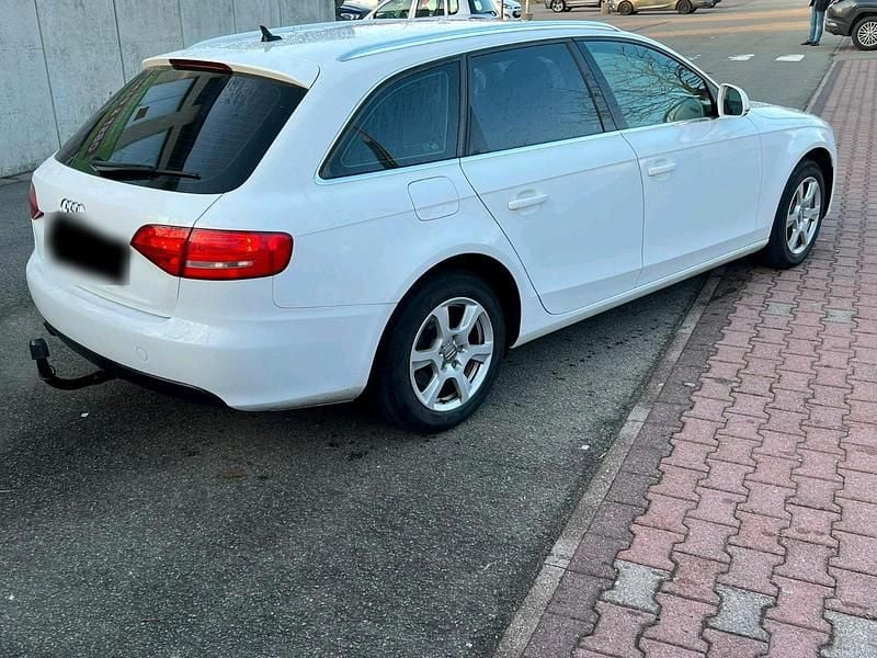Gebraucht Audi A4 160 PS (117 kW) 2008 Weiß Kombi