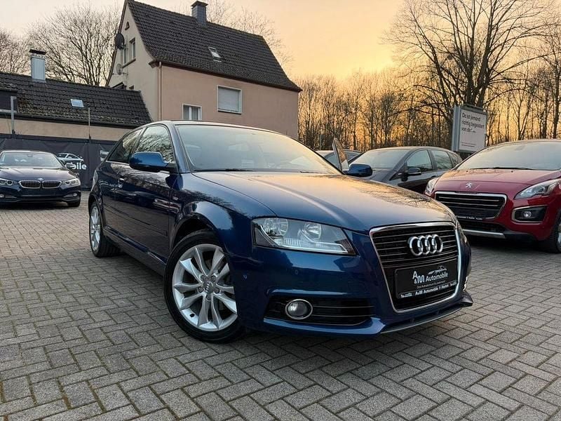 Gebraucht Audi A3 Ambition 140 PS (102 kW) 2012 Blau Kleinwagen