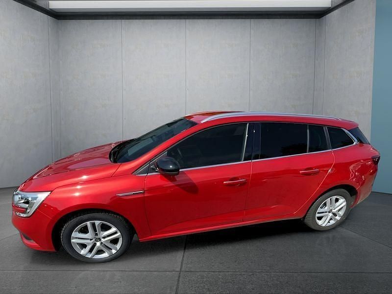 Rot Gebraucht 2020 Renault Mégane GrandTour Kombi | 16.399 € (Fairer Preis) - Bild 1/4