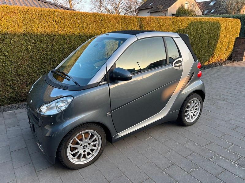 Gebraucht Smart ForTwo Cabrio Passion 84 PS (61 kW) 2011 Grau Cabrio
