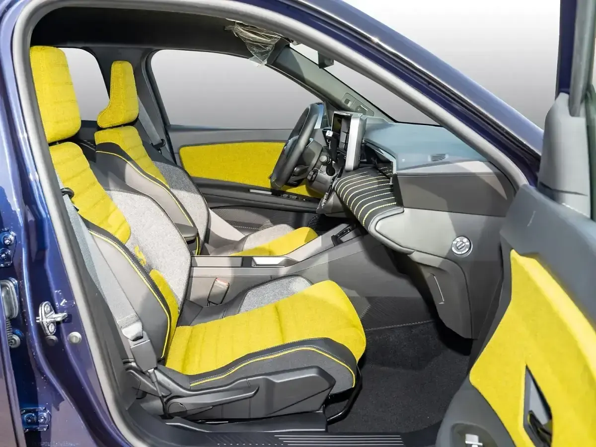 Gebraucht Renault 5 E-Tech Iconic 110 kW (150 PS) 2026 Nachtblau + black pearlschwar Limousine