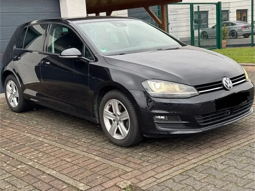 Gebraucht VW Golf VII 105 PS (77 kW) 2013 Schwarz Limousine