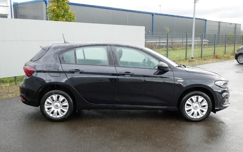 Gebraucht Fiat Tipo 130 PS (95 kW) 2024 Schwarz Limousine