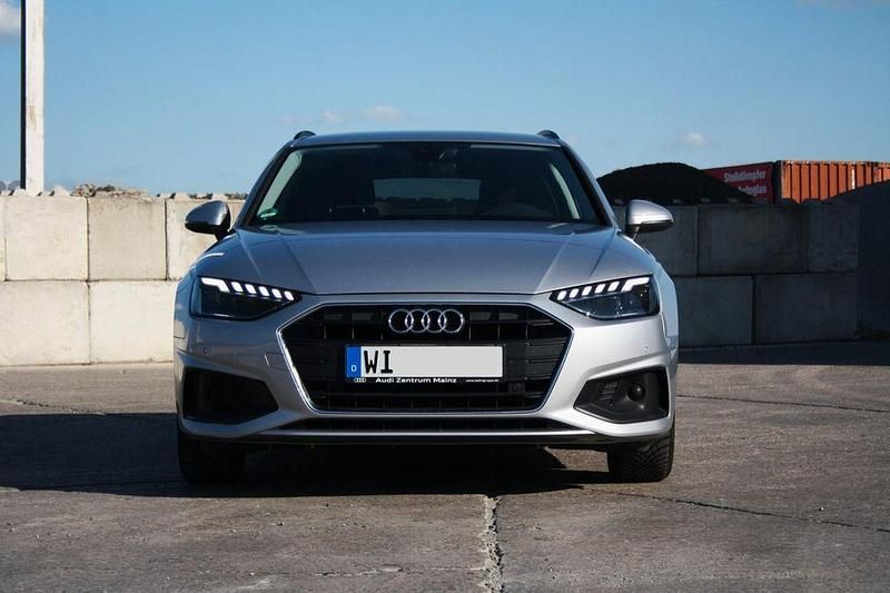 Gebraucht Audi A4 Advanced 136 PS (100 kW) 2020 Silber Kombi