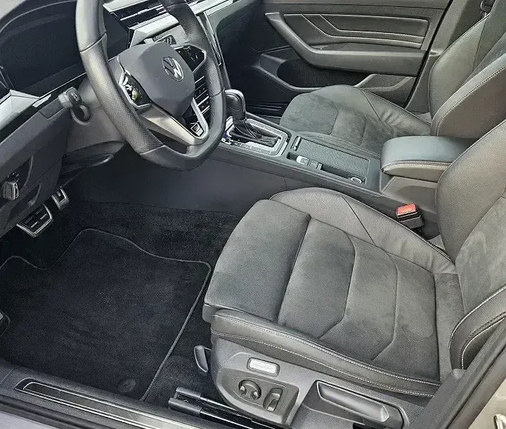 Gebraucht VW Arteon R-line 200 PS (147 kW) 2023 Silber Limousine