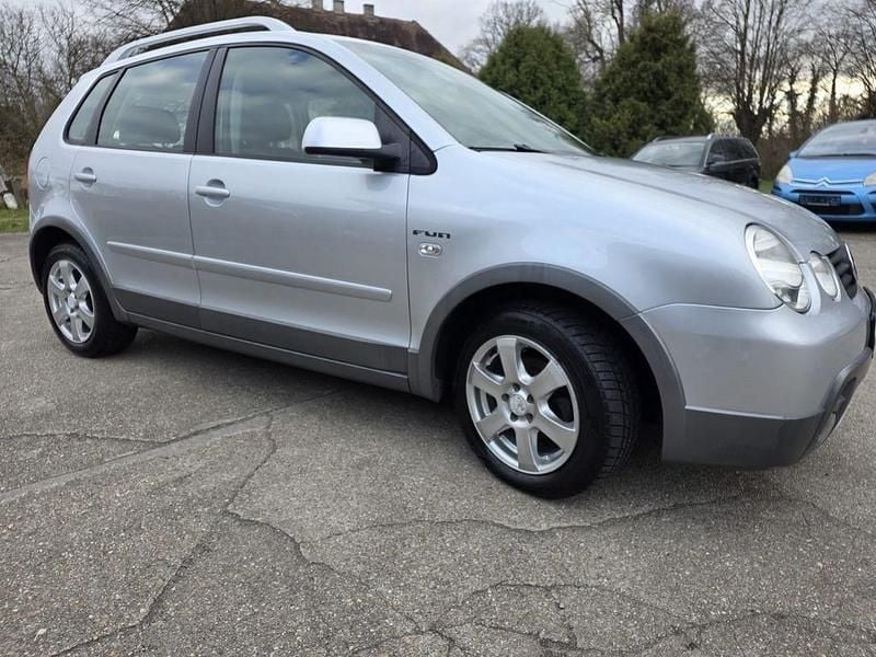 Gebraucht VW Polo Cross Highline 86 PS (63 kW) 2004 Silber Kleinwagen