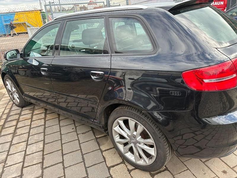 Gebraucht Audi A3 Ambition 200 PS (147 kW) 2011 Schwarz Kleinwagen