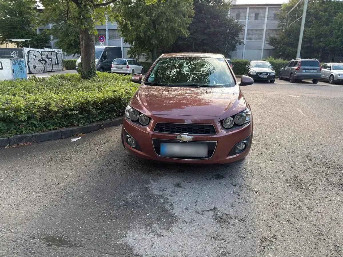Gebraucht Chevrolet Aveo 115 PS (84 kW) 2012 Andere farben Limousine