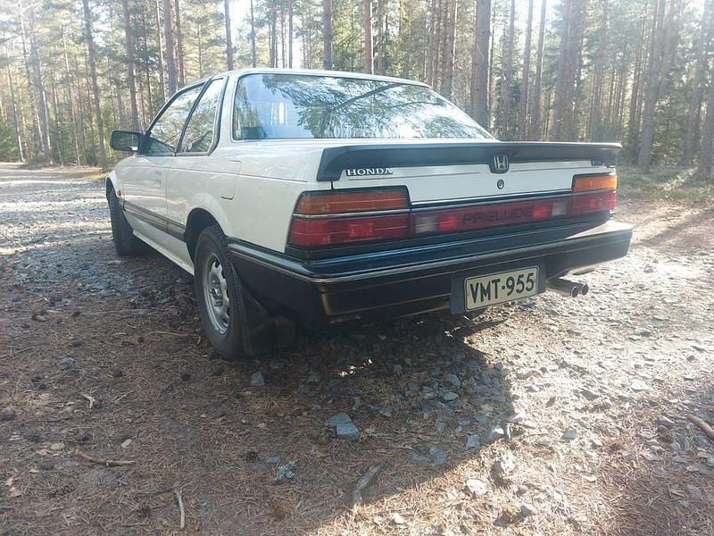 Gebraucht Honda Prelude 106 PS (77 kW) 1983 Weiß Coupé