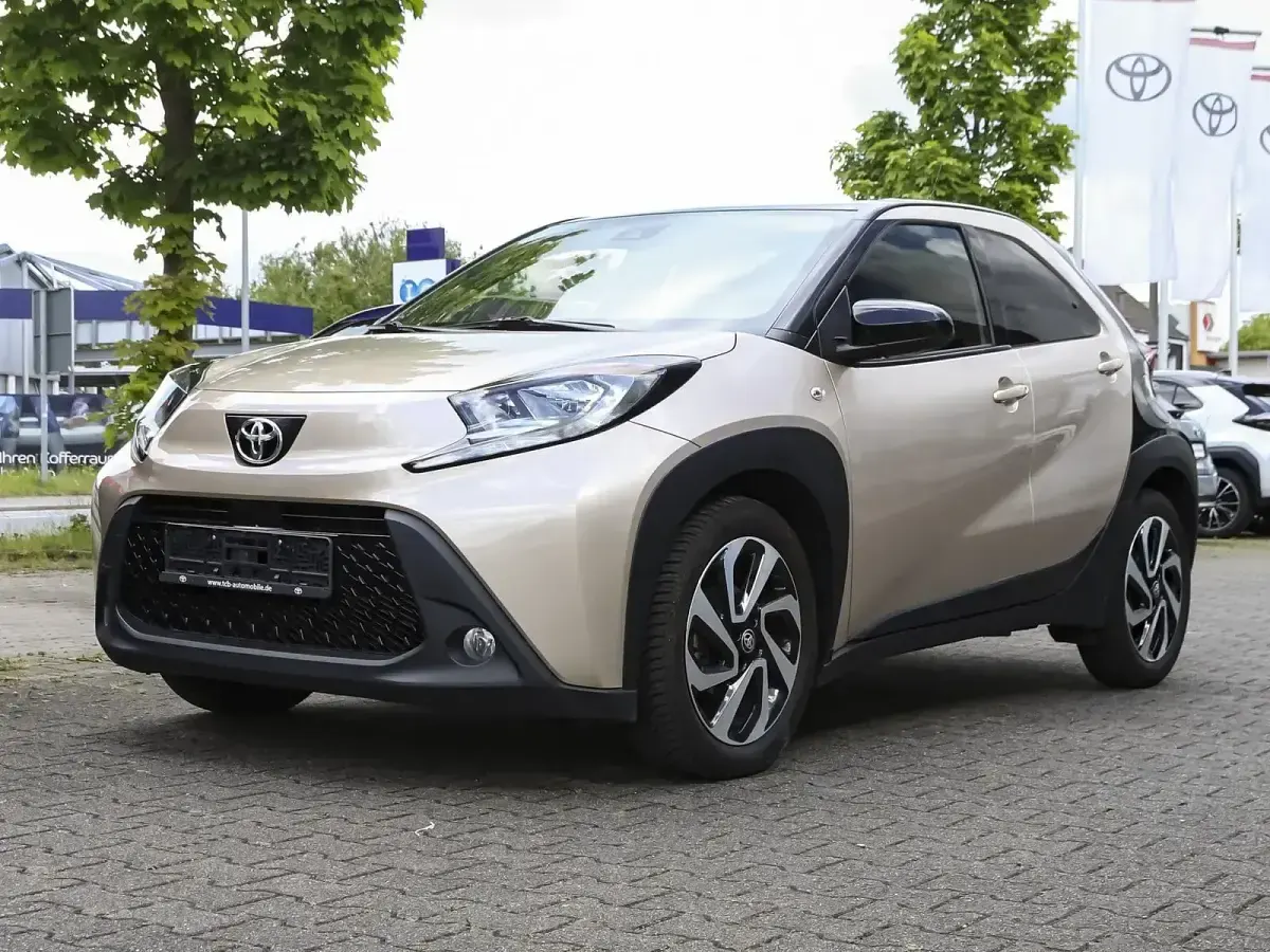 Gebraucht Toyota Aygo X Basis 72 PS (52 kW) 2023 SUV