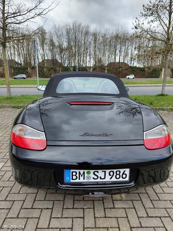 Gebraucht Porsche 986 Boxster 204 PS (150 kW) 1998 Schwarz Cabrio