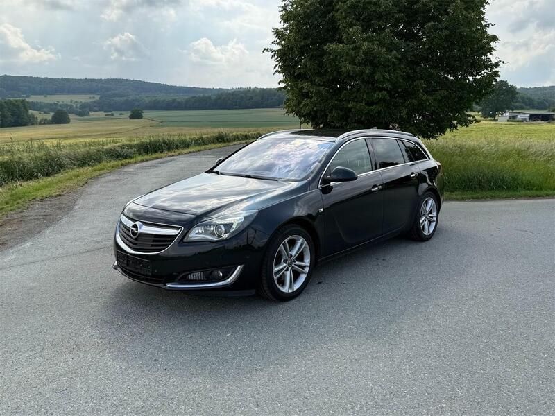 Schwarz Gebraucht 2015 Opel Insignia Business Innovation Kombi | 9.990 € (Guter Preis) - Bild 1/4